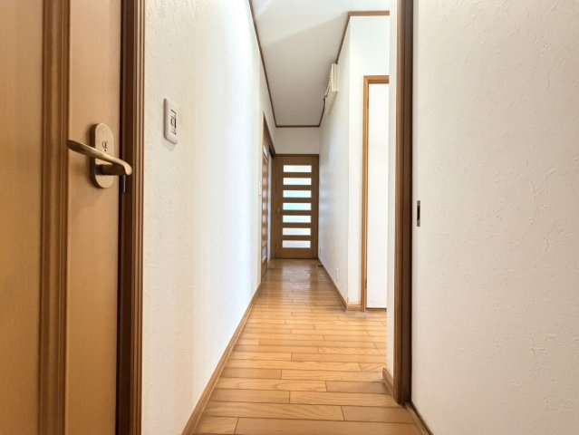本巣市文殊（本巣駅）2階建　3SLDKの収納|1階納戸