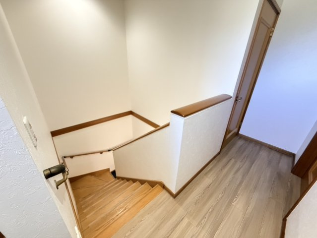 本巣市文殊（本巣駅）2階建　3SLDKのトイレ|2階トイレ