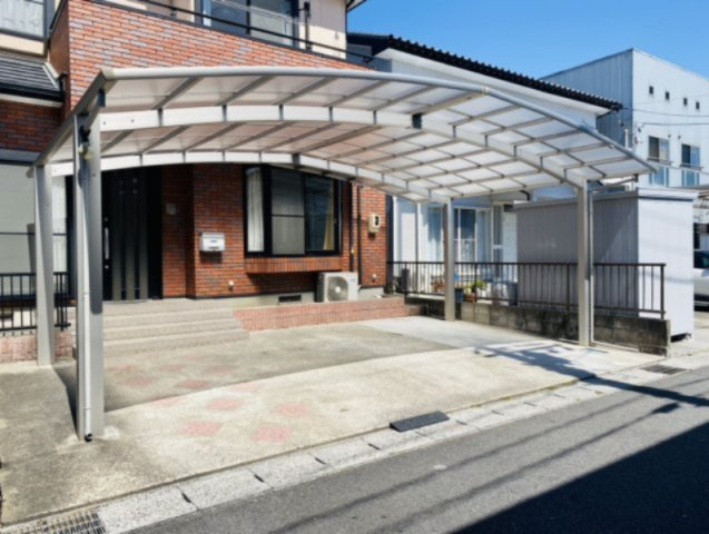 本巣市文殊（本巣駅）2階建　3SLDKの駐車場