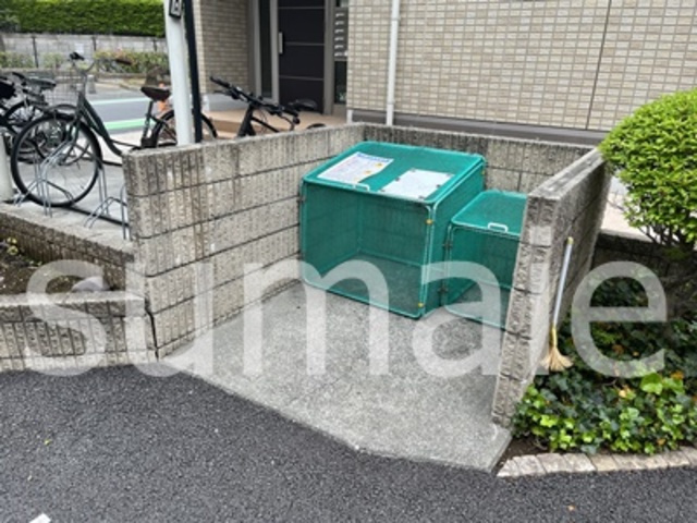 サンベルテ菅沼Ⅰのその他共用部分|敷地内ゴミ置き場。