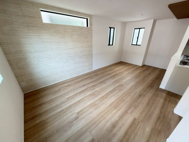 【２号棟】越谷市南越谷新築戸建ての洋室