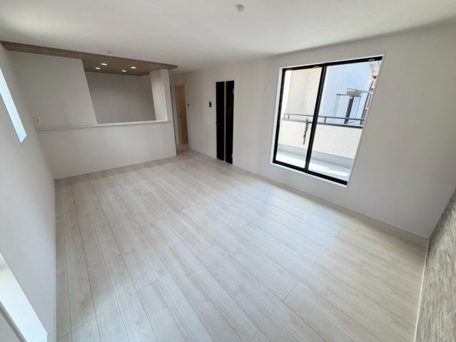【３号棟】越谷市南越谷新築戸建ての居間・リビング