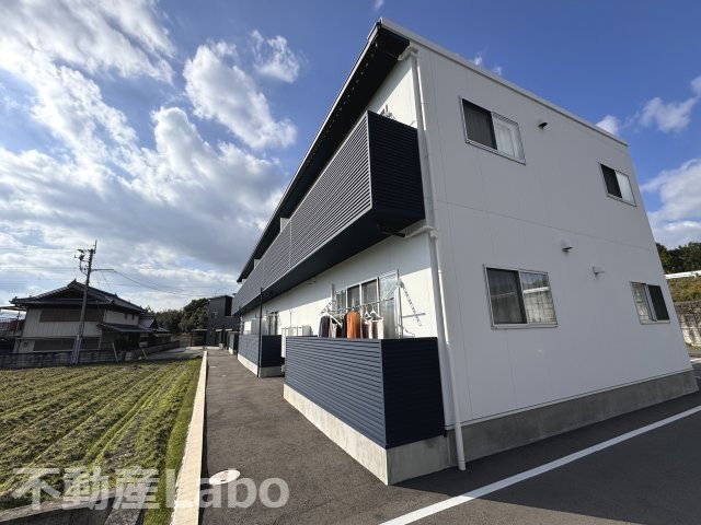 ピースアシュリーAの外観