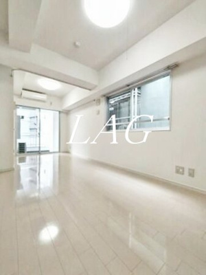 【居間・リビング】 | イクス・セラピア | 洋室のお部屋です。