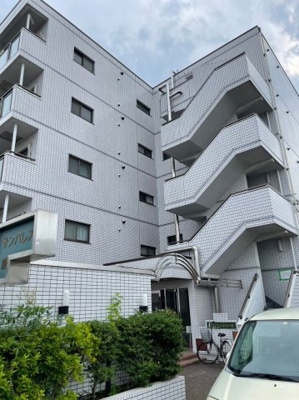 【外観】 | サンパレス古河A館 | 外観は落ち着いています