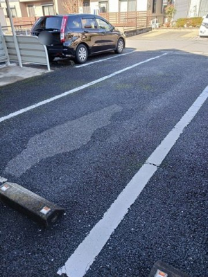 【駐車場】 | メゾンドソレア－ド | 車をお持ちの方に嬉しい駐車場付きの物件です