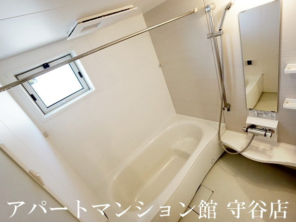 シュタットみどりの Bの浴室