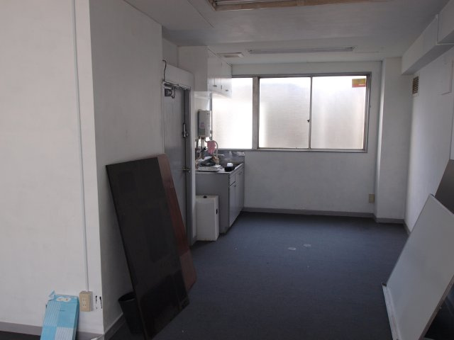 松屋ビルのその他