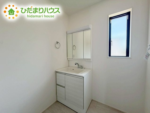 郡山市安積町長久保三丁目　新築戸建　4号棟の独立洗面台|シンプルで使い勝手の良い独立洗面台！