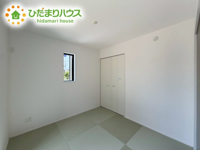 郡山市安積町長久保三丁目　新築戸建　1号棟の和室|小さなお子さまのいる方におすすめ！リビング横の和室でお子様が遊んでる様子も確認できます(^^)/