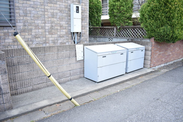 URBAN　COURT　Bのその他共用部分|敷地内ゴミ置き場。