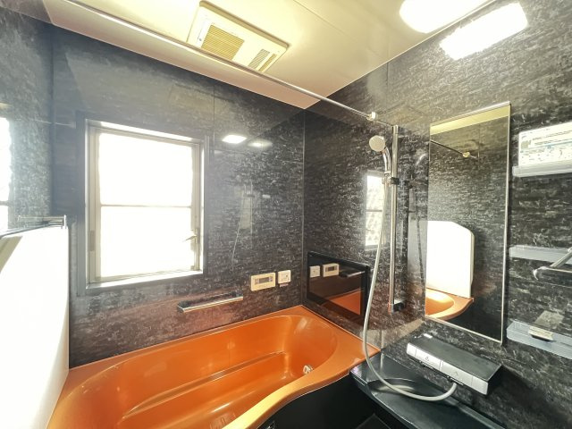 橿原市田中町　の浴室|高級感ある落ち着いたバス空間