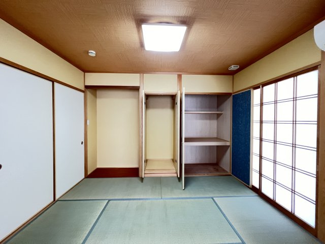 橿原市田中町　の和室|収納付きで使い勝手の良い和室