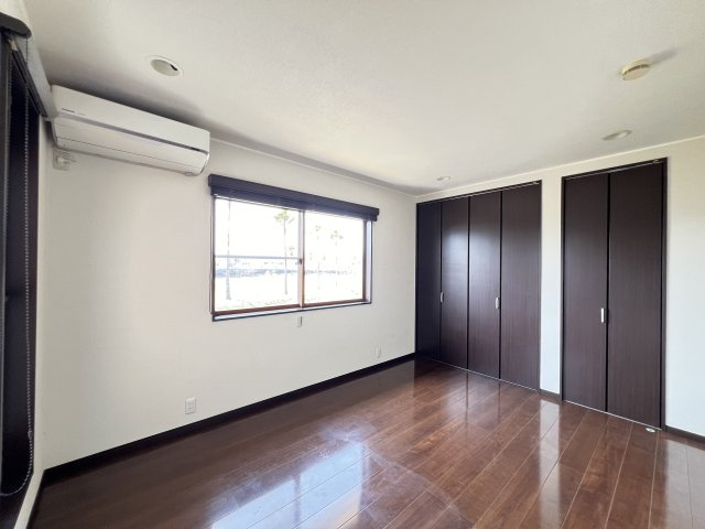 橿原市田中町　の洋室|ゆとりある収納充実でスッキリ暮らせる洋室