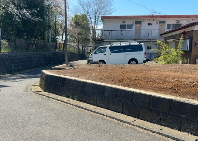 【外観】 | 土地の面積＝住宅面積ではありません。建ぺい率の問題などで、土地のある場所によって住宅を建てられる面積は限られています。高さもしかり、「土地」という言葉の中には、建築条件も含まれると考えておきましょう。