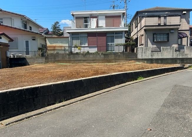 【外観】 | 物件の詳細については、現地を見てわかること以外に、役所や法務局などで調べないとわからないことがあります。そのため、現地に行く場合は、もしこの物件を買ったらどのような生活ができるかをイメージしましょう。