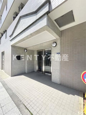【エントランス】 | メインステージ平和島 | 落ち着いたエントランスです