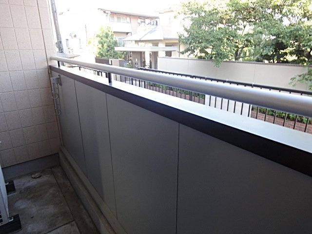 サンバレー御殿山のバルコニー