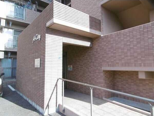 A・City弁天　　　刈谷市近郊の賃貸はクラスホームのエントランス