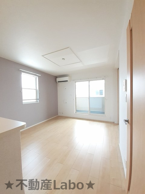 ロータス南島田B