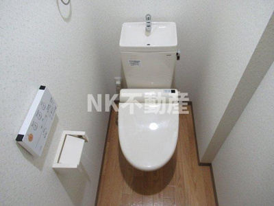 【トイレ】 | アクティブ・オクダ（八戸ノ里賃貸） | 落ち着いたトイレです