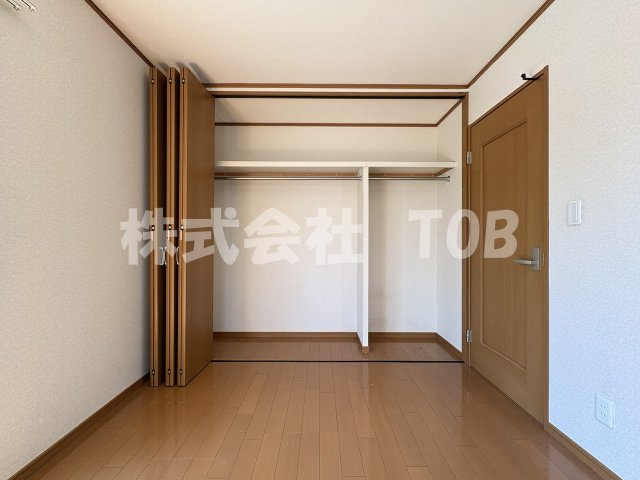 【収納】 | プリマヴェーラ-再契約型　定期借家　4年or6年- | 1F　洋室6.5帖　収納※クリーニング完了前※
