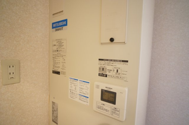 【設備】 | オリーブハウス | 電気温水器です