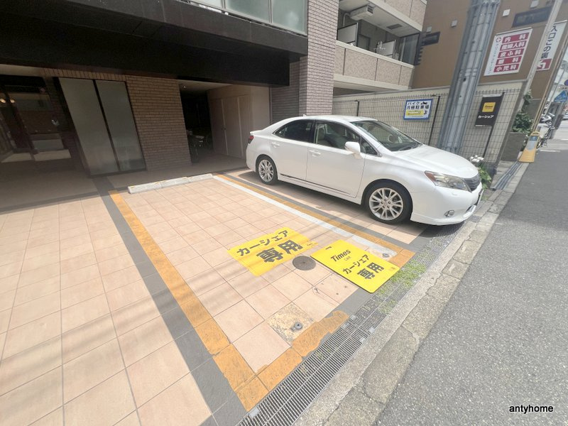 M.hills西本町　仲介手数料無料の駐車場