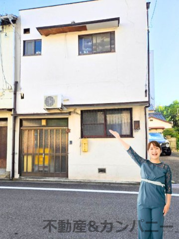 中一万町のおうち　松山市中一万町の中古戸建