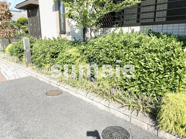 ルーヴル三橋 Bのその他|しっかり手入れされた植栽です☆