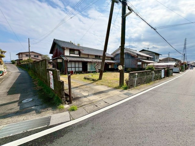 栗東市岡　建築条件無し売土地の外観