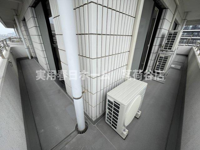 【バルコニー】