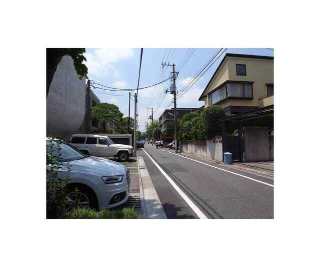 プレジオ綾瀬の周辺