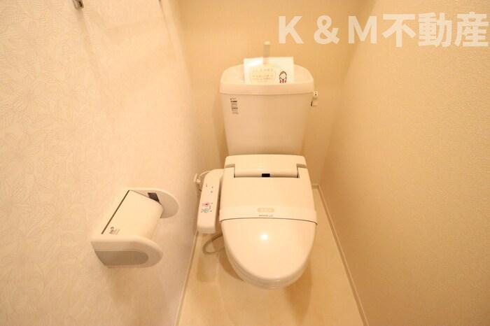 ベアーレBのトイレ|ゆったりとした空間のトイレです
