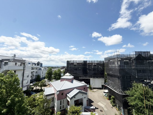 高槻阿武山二番街208号棟の展望|バルコニーからの南西向き眺望です。
