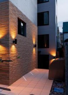 クレア高円寺のエントランス