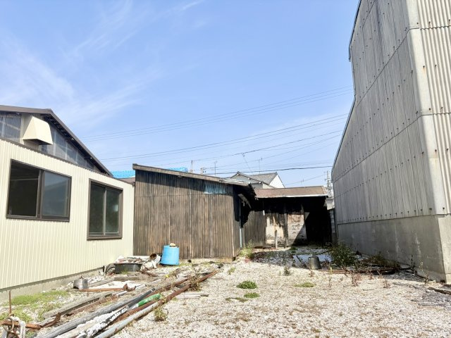 売土地　中央区舞阪町舞阪の外観|南側の敷地分。奥行きがあって広く感じます。