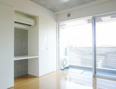 【居間・リビング】 | エクセルコートイズミ | 洋室のお部屋です。