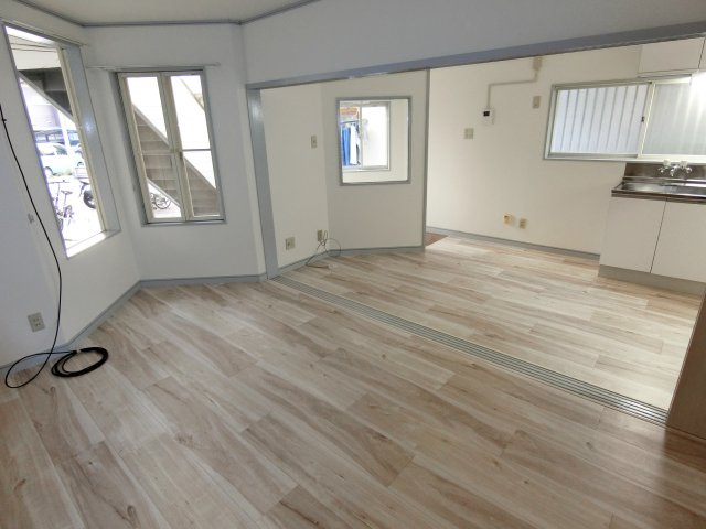 ヴィラⅡの居間・リビング|おしゃれな居間です