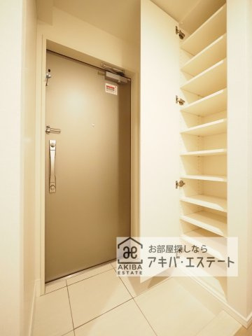 【玄関】 | IBIS市ヶ谷 | ※同一仕様写真