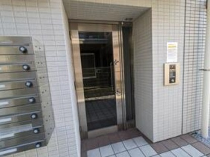 ブロッサムテラス下丸子のエントランス