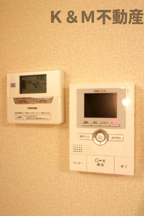 プラシデス A棟のトイレ|落ち着いたトイレです