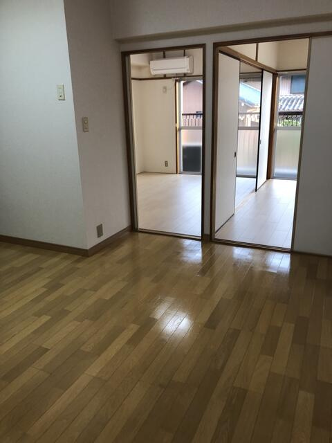 【洋室】の画像