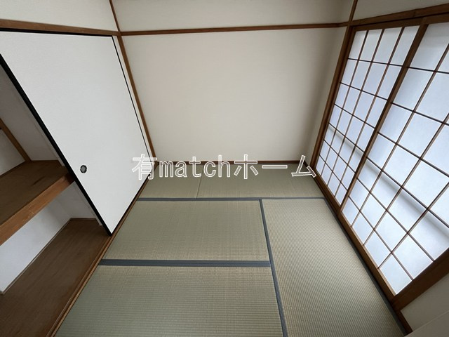 シャトー寺浦の和室