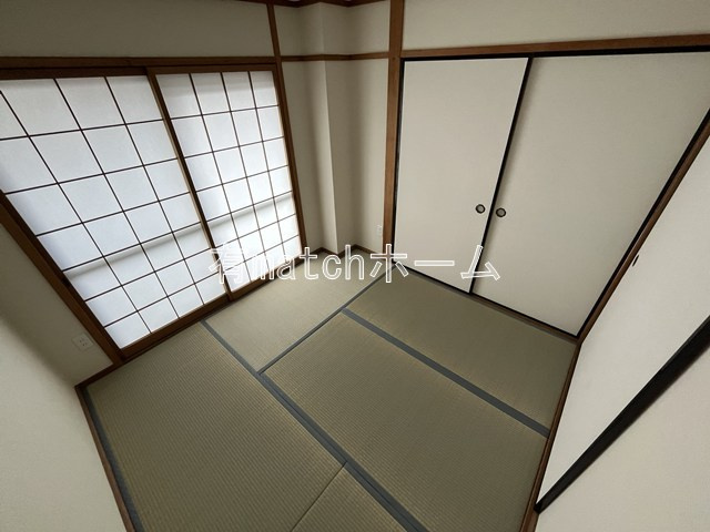 シャトー寺浦の和室