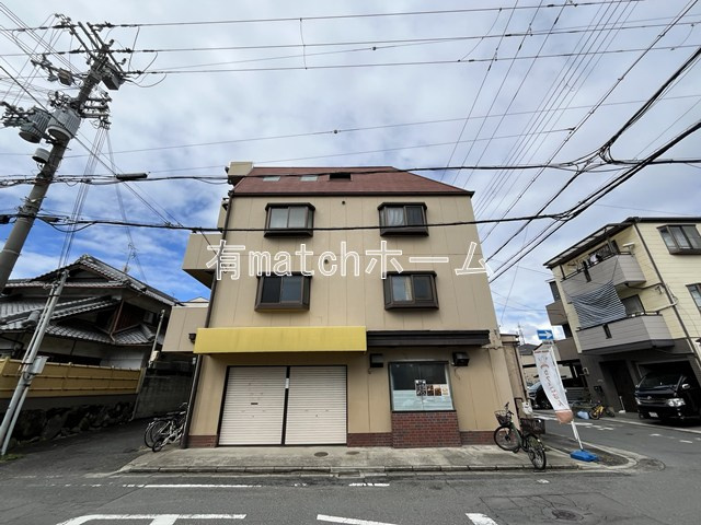 シャトー寺浦の間取り