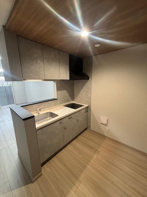 Ｇ　ＢＡＳＥ市川平田のキッチン