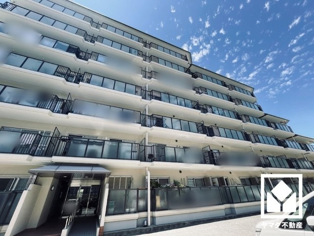 ユニハイム西宮Ⅱの外観|小学校徒歩10分圏内で低学年のお子様も安心して通学していただけます。