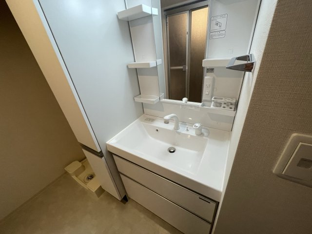 プレディアコート本町の洗面所