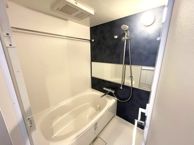 スプランディット福島WESTの浴室